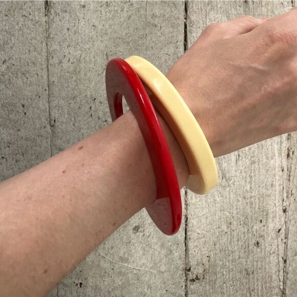 Bundle Of 2 1960d Mod Plastic Untested Possible Bakelite Bracelets - Picture 5 of 7